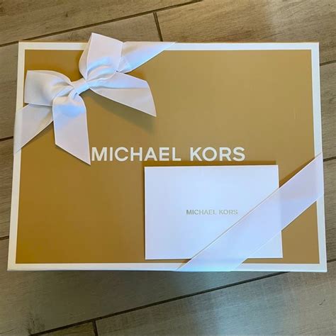 mk gift wrap